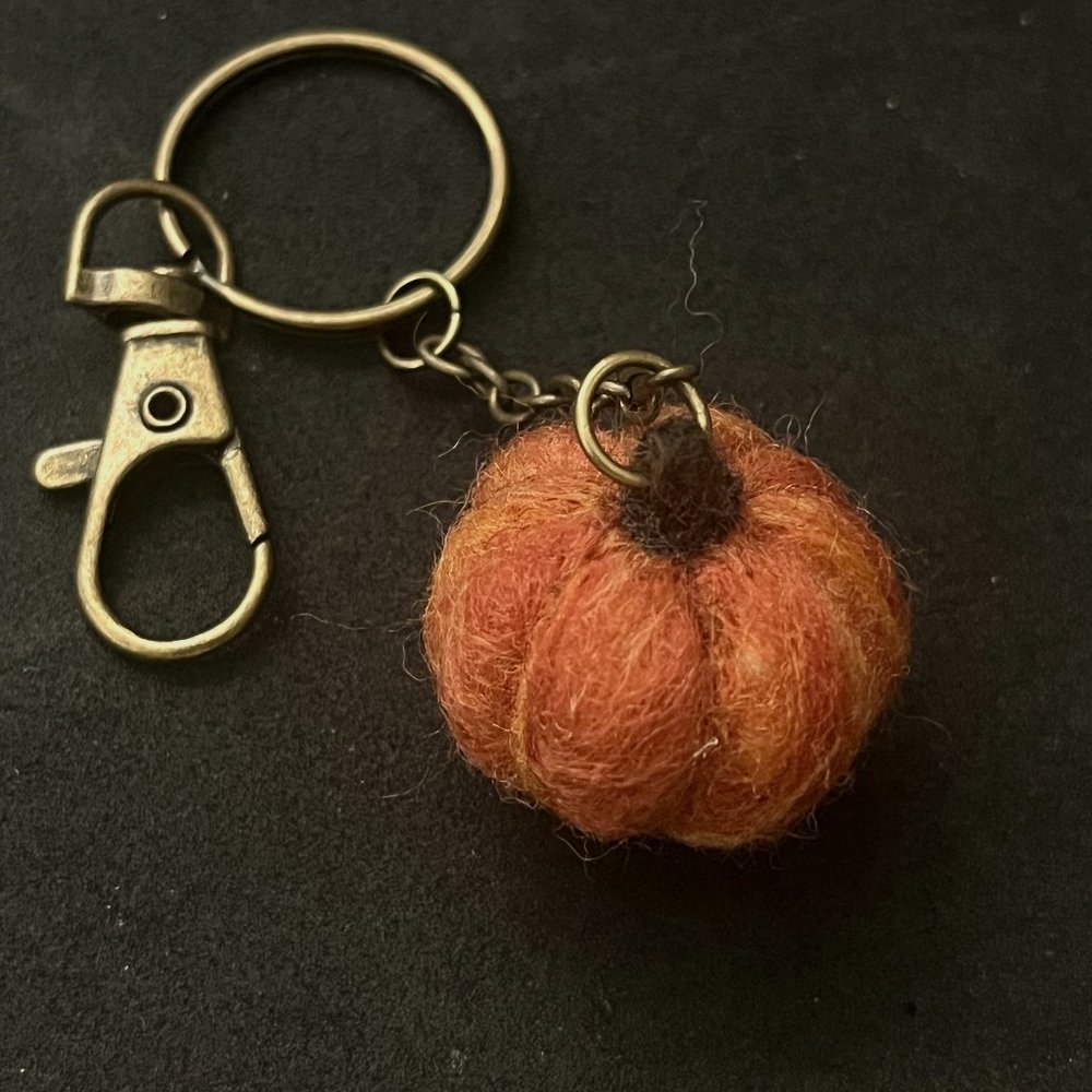 Pumpkin Keychain - Handmade Needle-Felted from 100% Wool